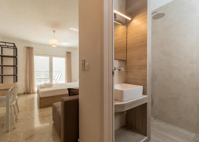 Oasis Luxury And Nikiti (Sithonia)