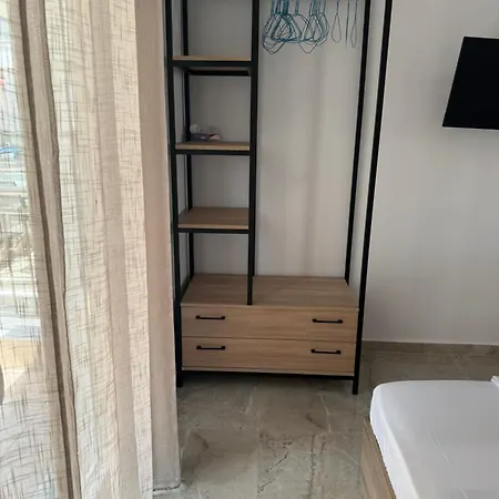 Oasis Luxury And Apartment *