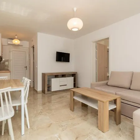 Oasis Luxury And Apartament *