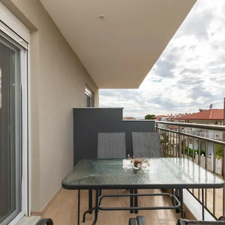 Oasis Luxury And Apartmán Nikiti (Sithonia)