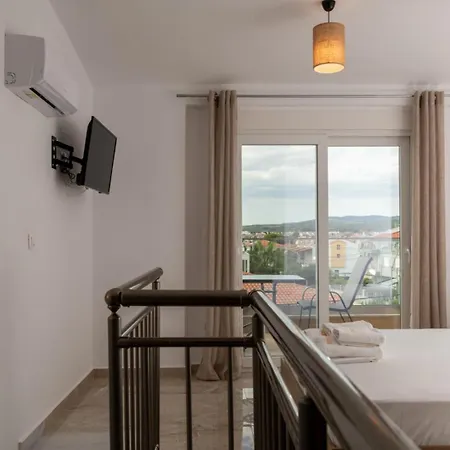 Oasis Luxury And Apartment