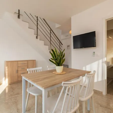 Apartment Oasis Luxury And