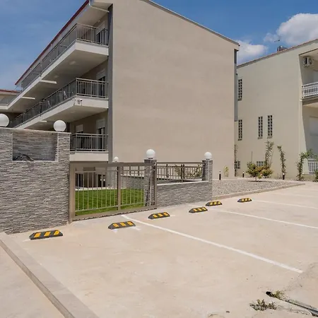 Oasis Luxury And Appartement