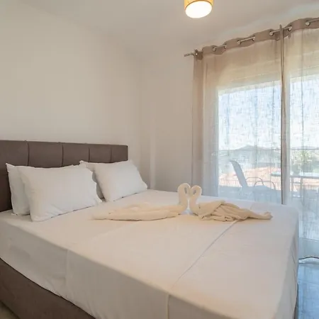 Oasis Luxury And דירה ניקיטי