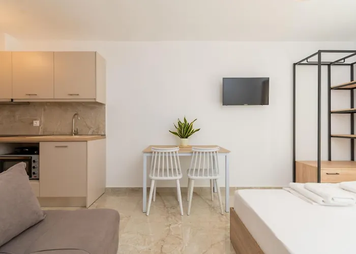Oasis Luxury And * Nikiti (Sithonia)