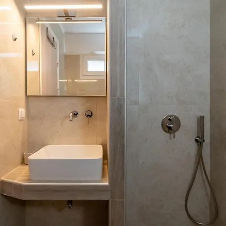 Oasis Luxury And Nikiti (Sithonia)