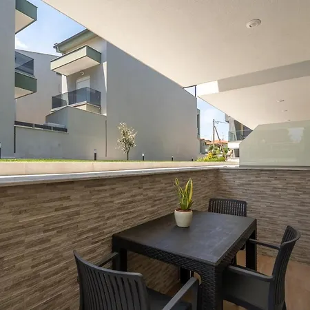 Daire Oasis Luxury And Nikiti (Sithonia)