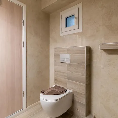 Apartament Oasis Luxury And Nikiti (Sithonia)